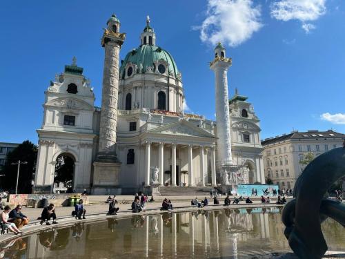 4227b343-2b5a-4fe6-8fa7-cb01bdf88d04 (1)